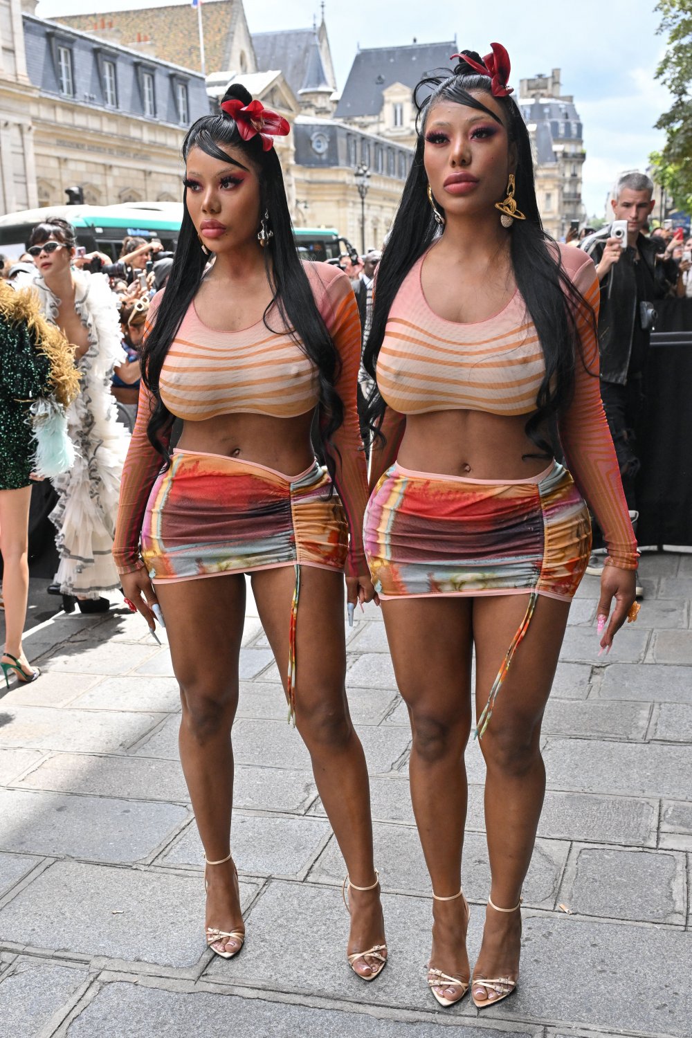 Twin Bimbo Tits Out in Public #06RFY0Fu